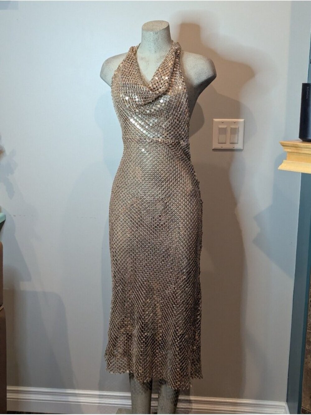 ZARA Gold Sequin Mesh Halter cowl neck open back Midi Maxi Dress EUC Size XS - Picture 4 of 16